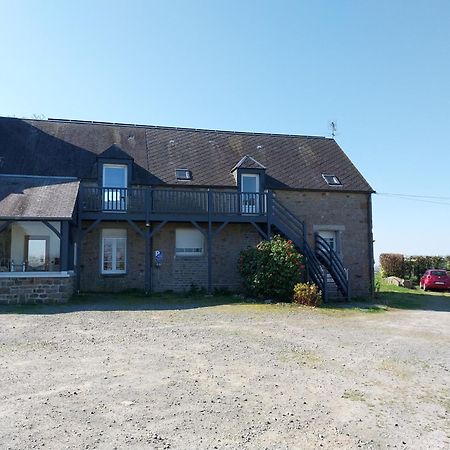 Maison Chaleureuse Avec Terrasse Et Vue Baie Avranches Kültér fotó